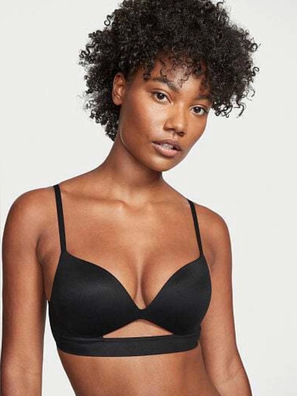 Victoria's Secret INCREDIBLE by Victoria Secret padded NO-Wire.